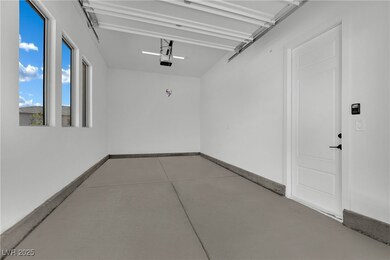 4835 Blushing Dawn Ave, Las Vegas, NV 89118 - photo 2