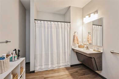 2867 Spring Rose Cir unit 109, Coralville, IA 52241 - photo 7