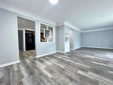 New laminate floor in the Living/Dining Rooms and 