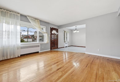 850 First Ave, Franklin Square, NY 11010 - photo 4