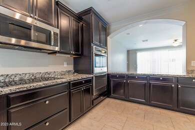 006-photo-kitchen-11481209