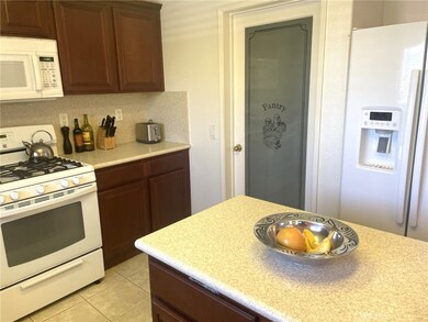 33602 Abbey Rd, Temecula, CA 92592 - photo 5