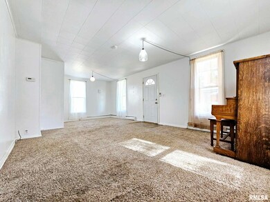 215 S Kankakee St, Lincoln, IL 62656 - photo 7