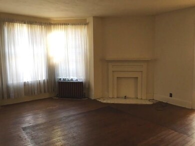 1st floor living room