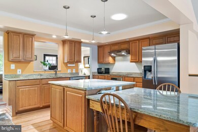 3815 Estel Rd, Fairfax, VA 22031 - photo 2