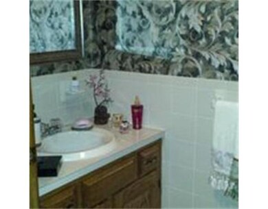 105 Franklin Ave unit 107, Revere, MA 02151 - photo 6