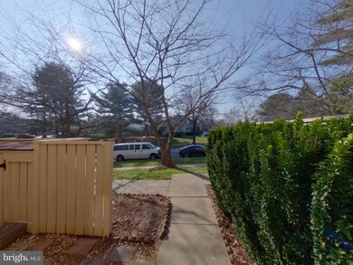 11309 Hawks Ridge Terrace unit 87, Germantown, MD 20876 - photo 2