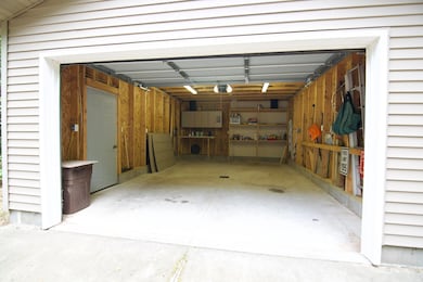 2788 N Wisner