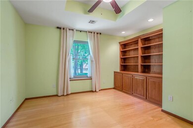 Office area and builtin's