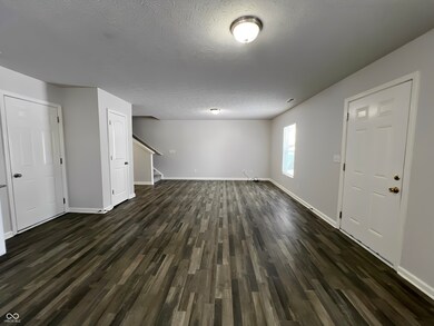 904 N 13th St, Elwood, IN 46036 - photo 2