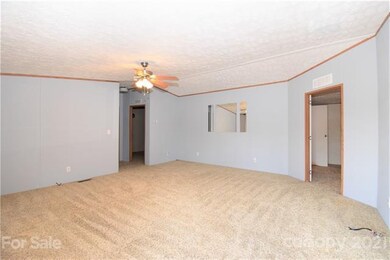 336 Lamonda Dr, Hendersonville, NC 28792 - photo 2