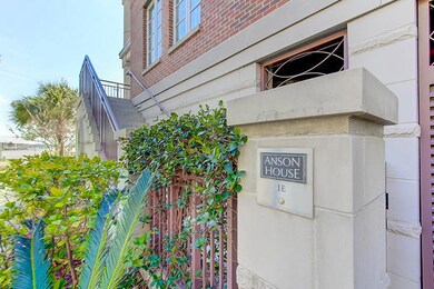 2 Laurens St 1E (8)