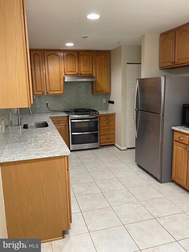 3761 Eightpenny Ln, Bowie, MD 20716 - photo 6