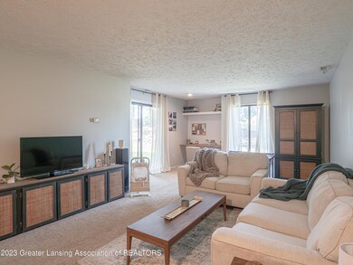 1570_W_Pond_Dr_#14-6
