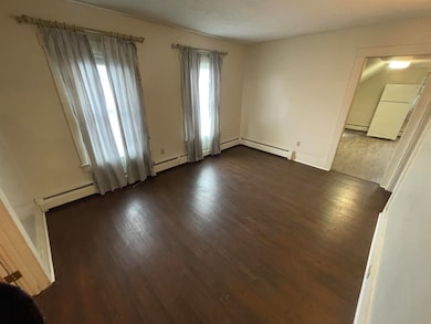 49 E Center St unit 2, Rutland, VT 05701 - photo 2