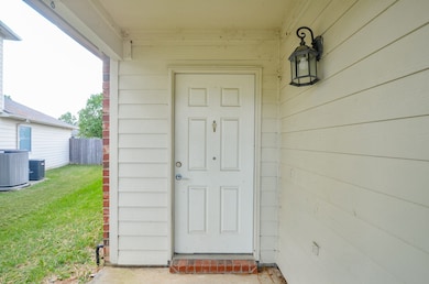 1111 Kingbriar Cir, Spring, TX 77373 - photo 4