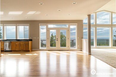 Kitchen Dining