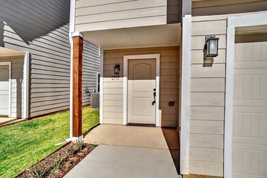 2737 W Washington St, Denison, TX 75020 - photo 2