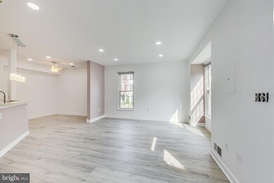 8310 Snowy Egrit Way unit 41, Lorton, VA 22079 - photo 5