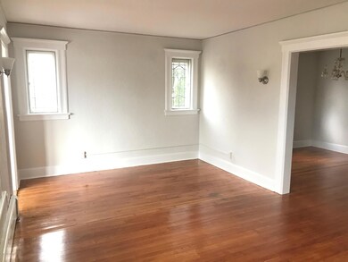 59 Locust St unit Downstairs, Greenwich, CT 06830 - photo 6