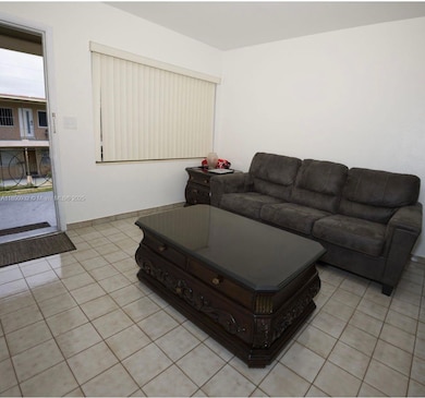 267 E 4th Ave unit 8, Hialeah, FL 33010 - photo 4