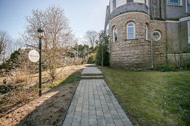 1 Seaview Ave unit 5, Newport, RI 02840 - photo 2