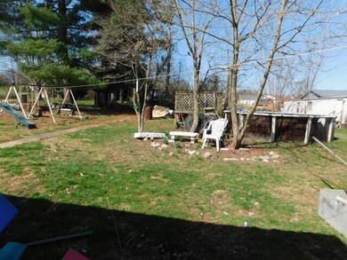 959 Adams Ave, Logan, OH 43138 - photo 4