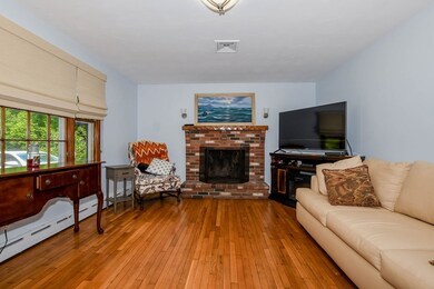 7 Brant Beach Ave, Mattapoisett, MA 02739 - photo 4