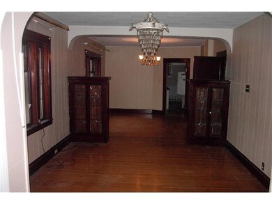 Living Room lower