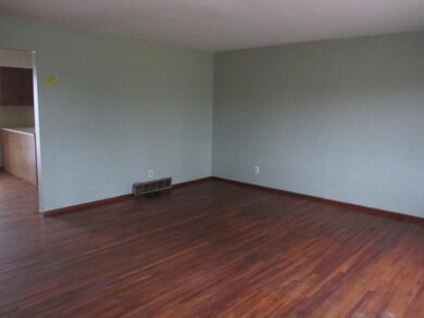 6035 Revenge Rd SW unit 2, Lancaster, OH 43130 - photo 4