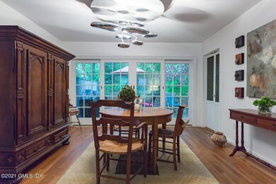 9 Windsor Ln Cos Cob CT 06807-large-010-