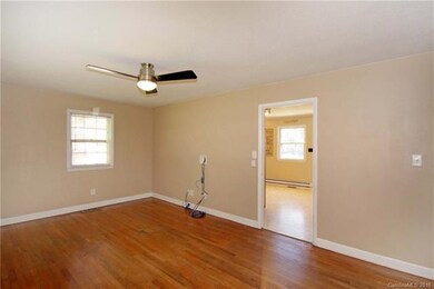 117 Ivybrook Dr, Statesville, NC 28625 - photo 3