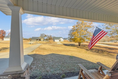 323 N Point Cir, Hartwell, GA 30643 - photo 2