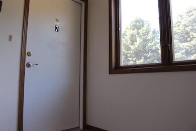 506 Sunset St unit 7, Ida Grove, IA 51445 - photo 3