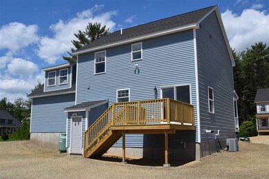 94 Millers Farm Dr unit 94, Rochester, NH 03868 - photo 2