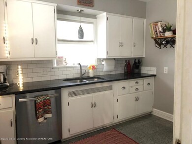 1810 Sunnyside Ave, Lansing, MI 48910 - photo 7