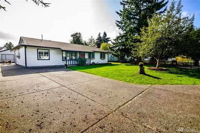 1015 NW Kingsview Ct, Yelm, WA 98597 - photo 3