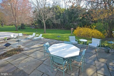 8415 Tally Ho Rd, Lutherville Timonium, MD 21093 - photo 3