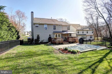 1210 Mariners Cove Ln, Pasadena, MD 21122 - photo 4