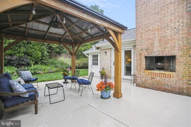 1354 Macbeth St, McLean, VA 22102 - photo 6