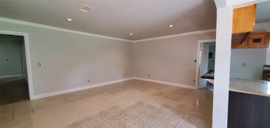 7308 La Paseo St unit B, Houston, TX 77087 - photo 5