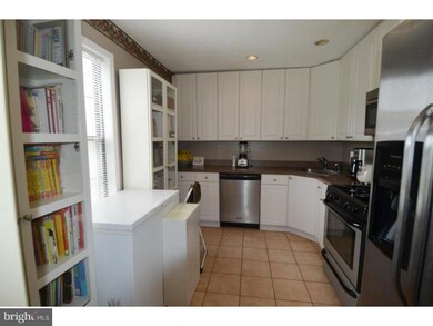 66 Oneill Ct, Lawrence Township, NJ 08648 - photo 6