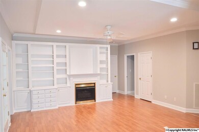 316 Lakepoint Dr, Gadsden, AL 35901 - photo 3