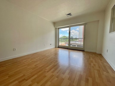 Edgewater Place Condominiums unit 317, Quincy, MA 02171 - photo 3