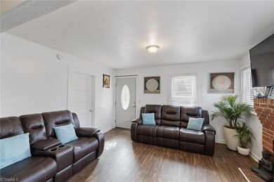 748 Morgan Ave, Asheboro, NC 27205 - photo 5