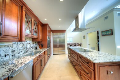 (5) 2718 Harris Ave-3