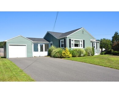 40 Sunset Dr, Chicopee, MA 01020 - photo 2