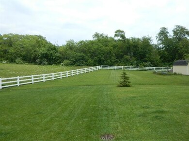 8342 Doubletree Dr N, Crown Point, IN 46307 - photo 2