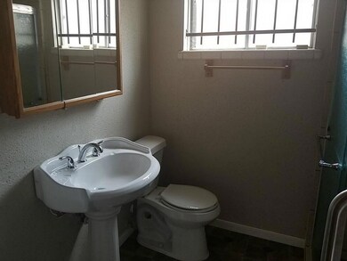 1727 Mosher Ln, Houston, TX 77088 - photo 6