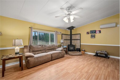 2530 Robertson Bridge Rd, Grants Pass, OR 97526 - photo 6